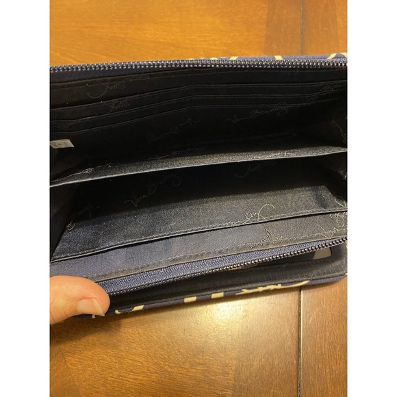 Vera Bradley Twirly Birds turn lock Wallet zip around and turn lock navy white - Picture 3 of 9